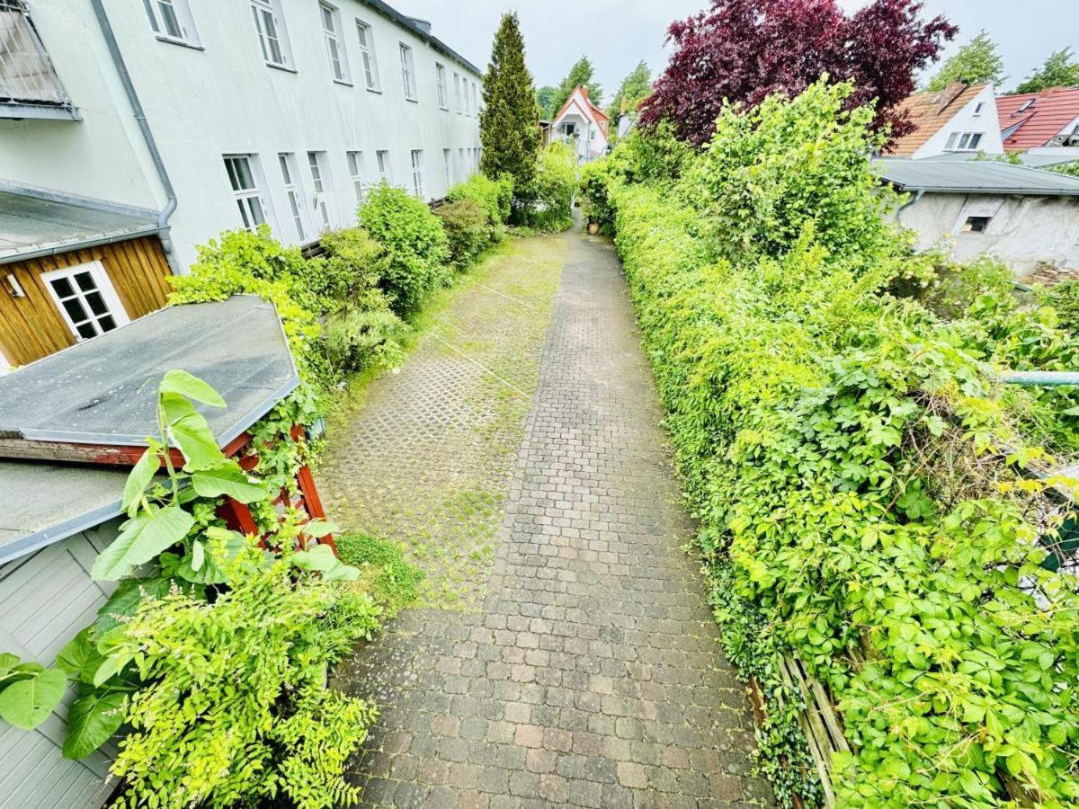 Haus Vier Freunde, Gabor Appartement Rostock Buitenkant foto